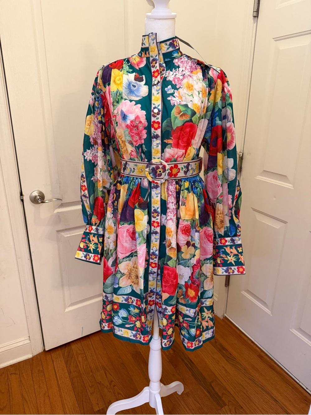 NWT Lai Meng Five Cats Floral Pleated High Collar with Belt Dress Size L